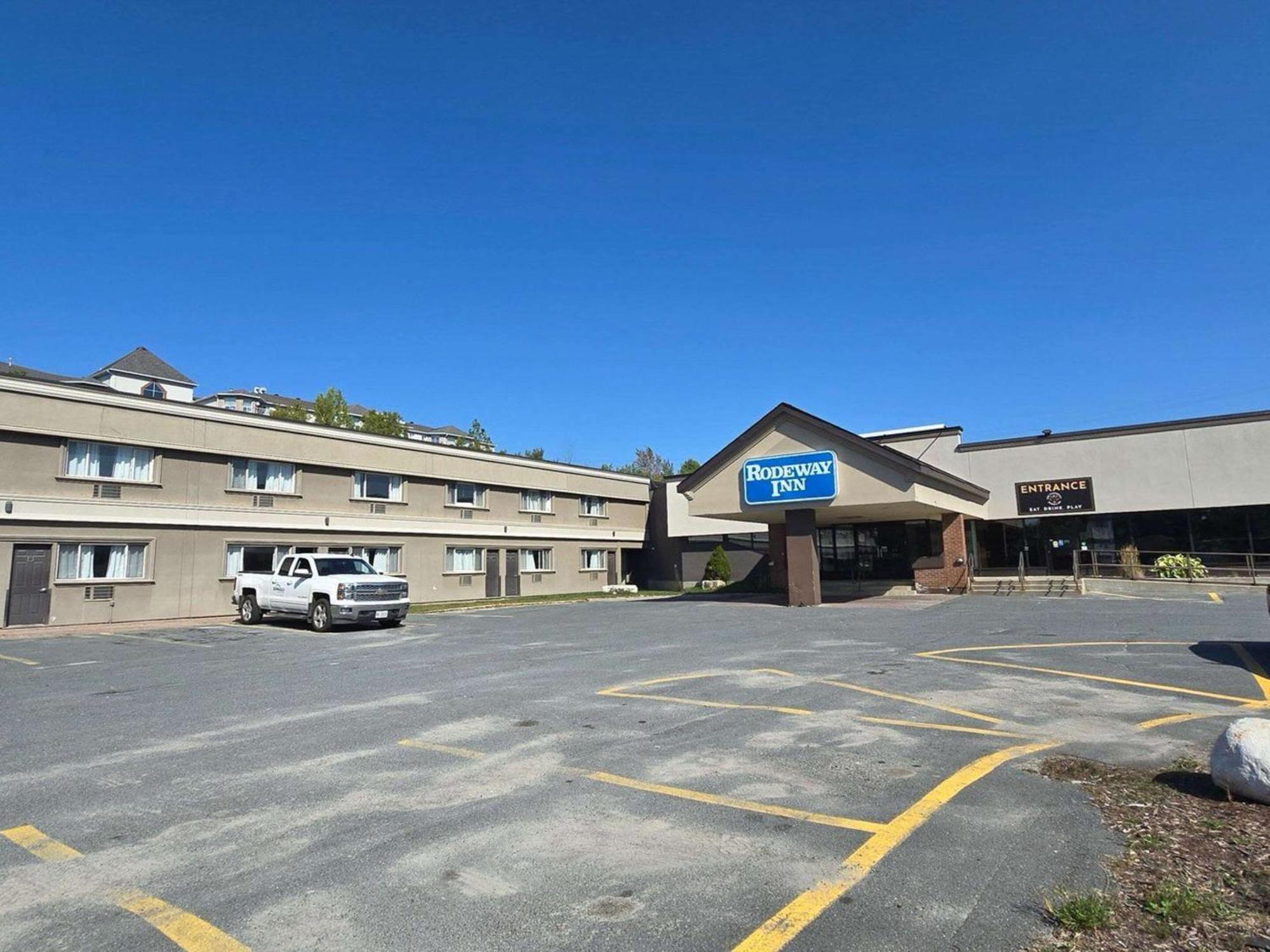 Rodeway Inn Sudbury Luaran gambar