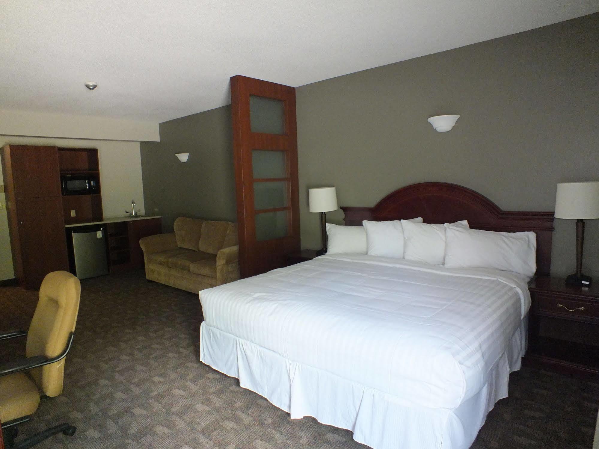 Rodeway Inn Sudbury Luaran gambar