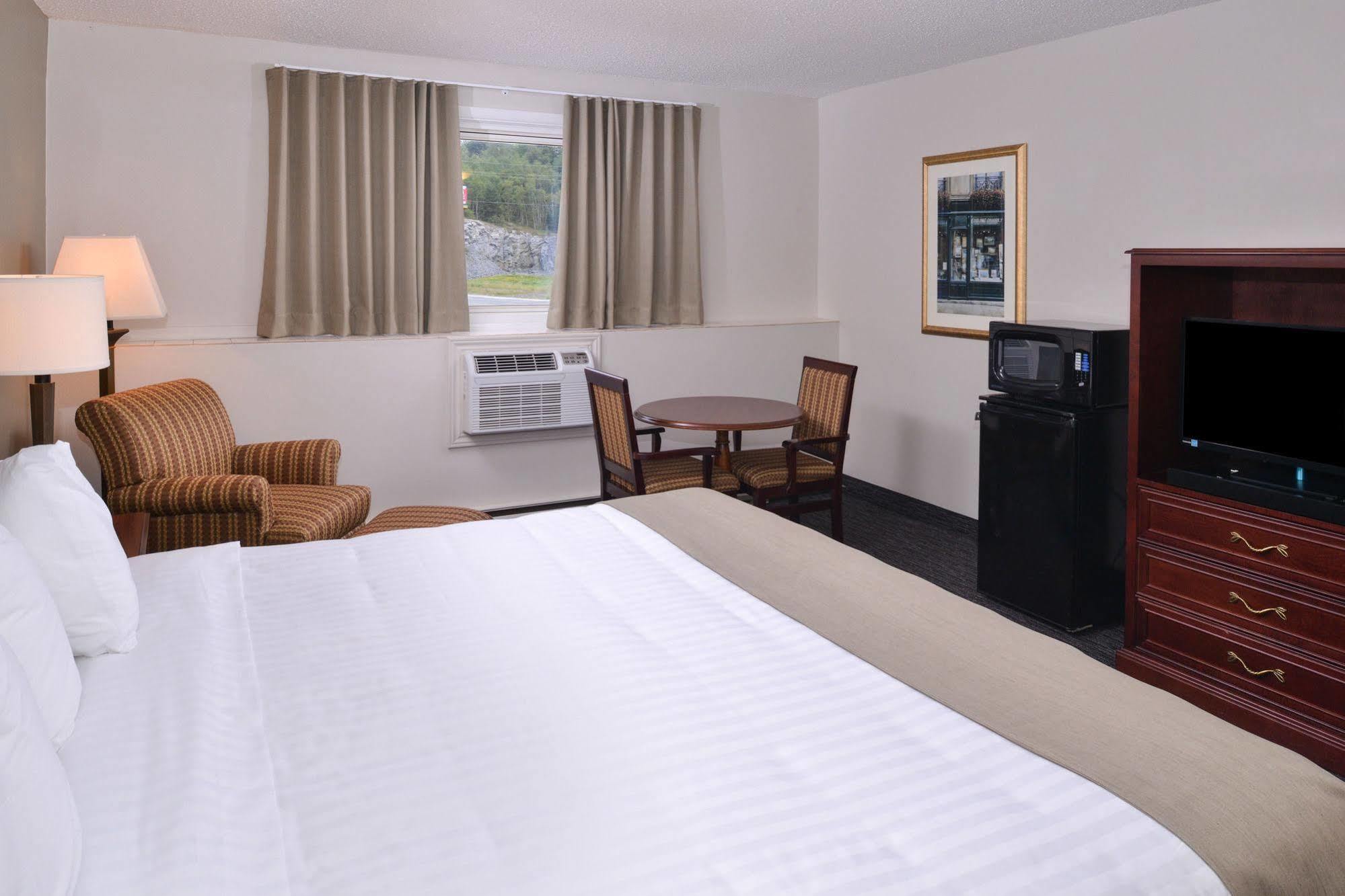 Rodeway Inn Sudbury Luaran gambar